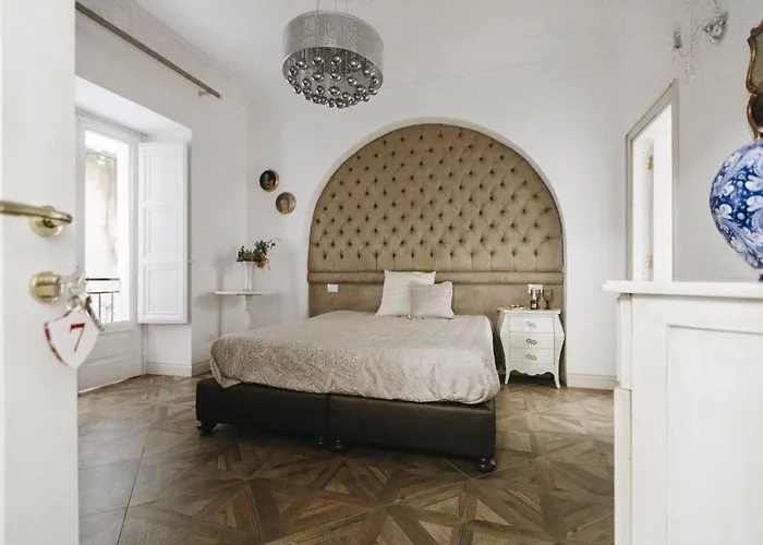 Palazzo Del Teatro B&B 4*