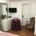B&B Palazzo Del Teatro 4*