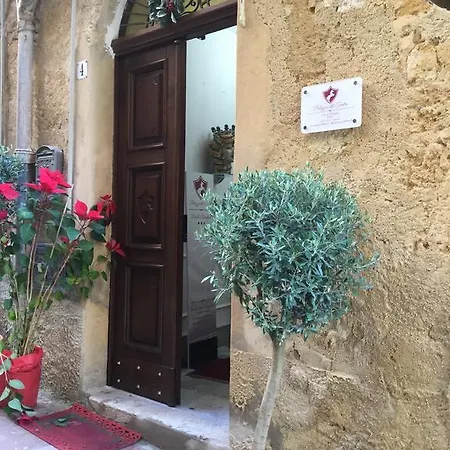 B&B Palazzo Del Teatro Frühstückspension 4*