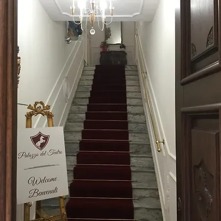 Nocleg ze śniadaniem Palazzo Del Teatro