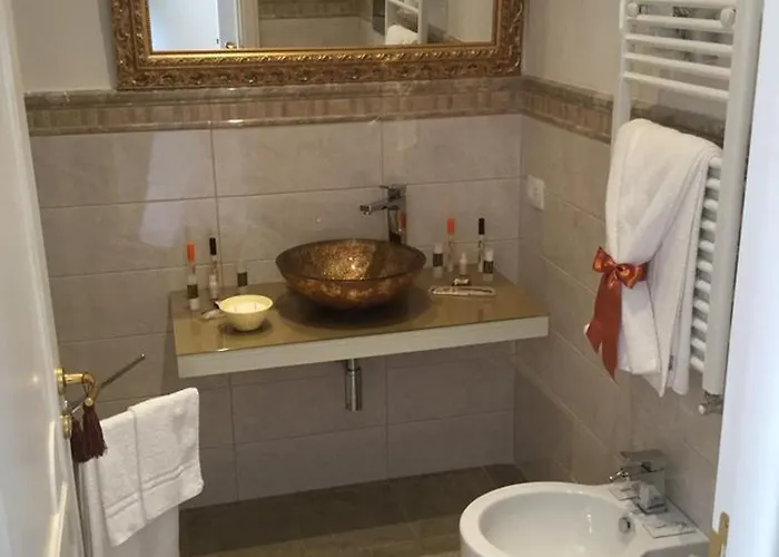 Bed & Breakfast B&B Palazzo Del Teatro 4*