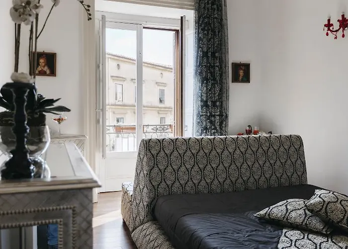 Palazzo Del Teatro Bed & Breakfast 4*