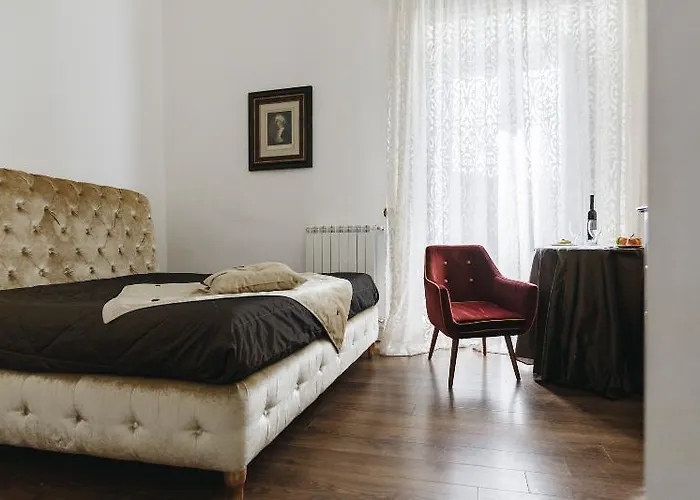 Bed & Breakfast Palazzo Del Teatro 4*